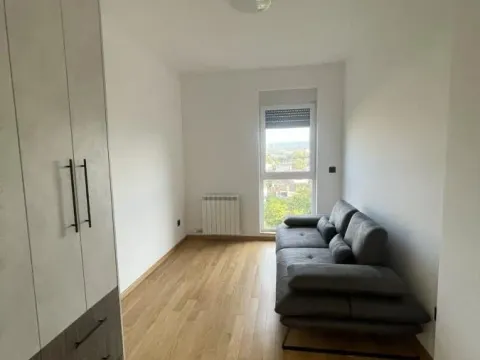 Izdavanje, trosoban stan, 65m², Sajmište, Novi Sad - image 10