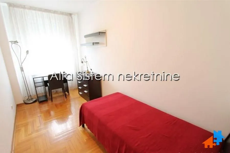 Rent, three bedroom apartment, 80m², Novi Beograd Sve Podlokacije, Beograd