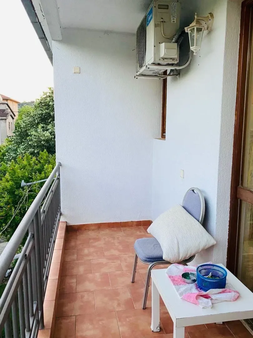 Izdavanje, jednosoban stan, 50m², Zagorič, Podgorica