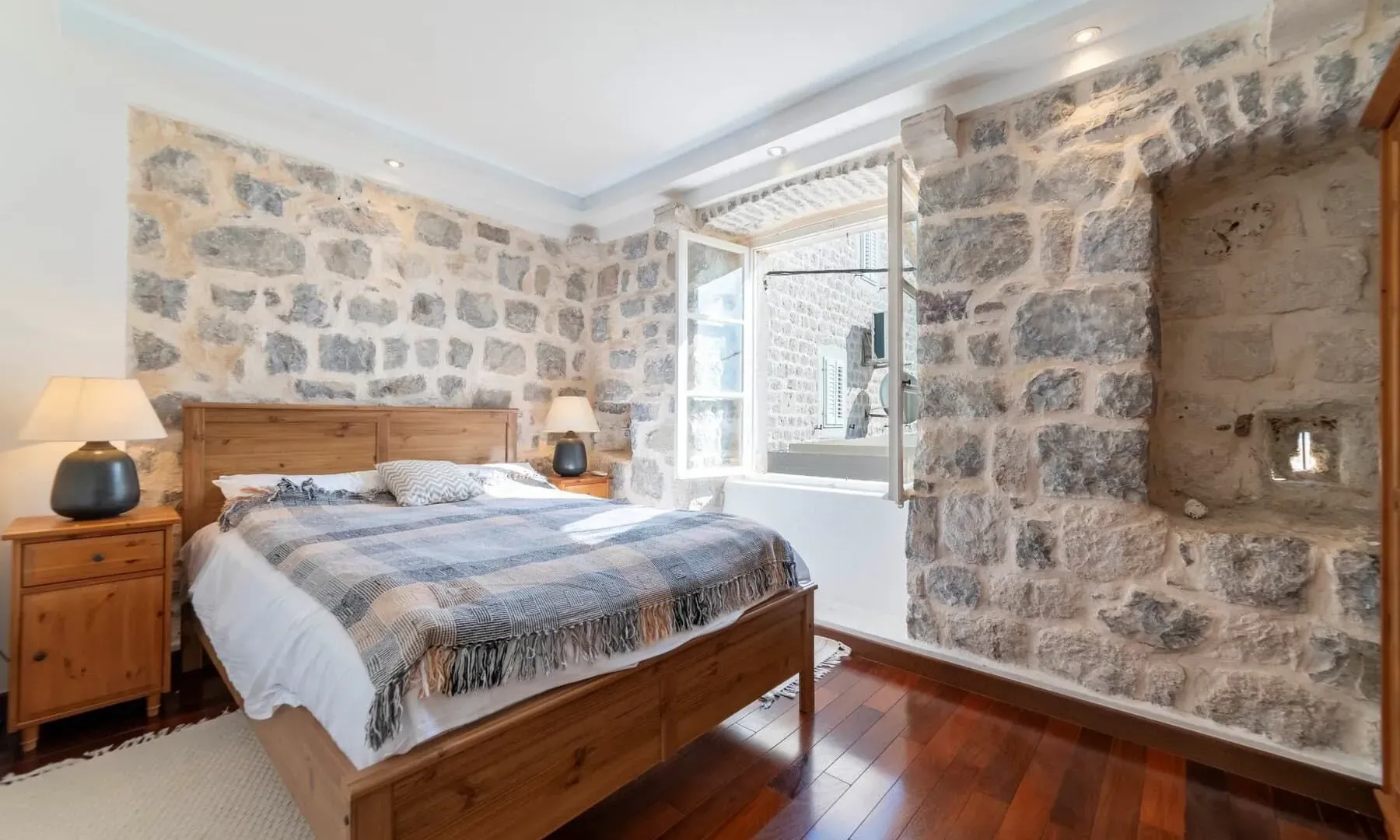 Sale, house, 160m², Perast, Kotor