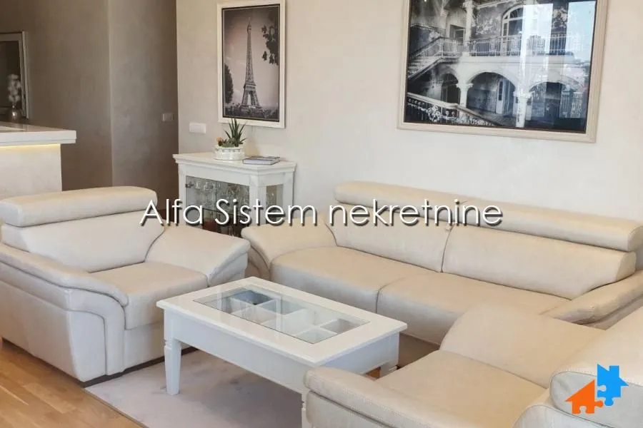 Rent, four bedroom apartment, 90m², Savski Venac, Beograd