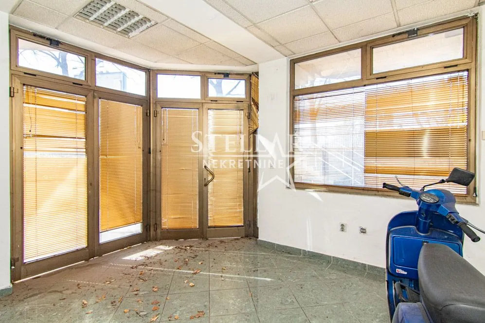 Rent, office space, 76m², Stara Varoš, Podgorica