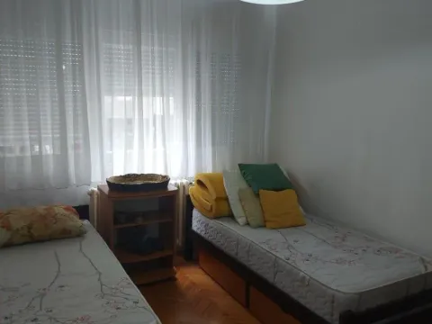 Rent, two bedroom apartment, 55m², Savski Trg, Beograd - image 8