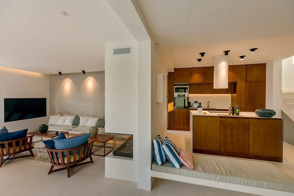 Prodaja, kuća, 676m², Tivat, Crna Gora