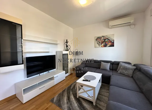 Rent, one bedroom apartment, 48m², City Kvart, Podgorica