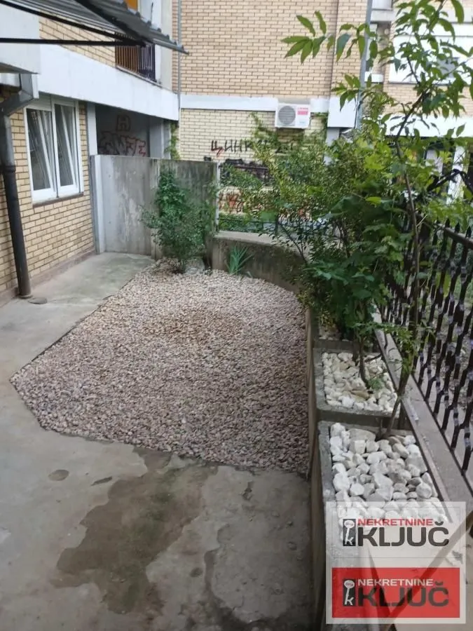 Prodaja, jednosoban stan, 41m², Novo naselje, Novi Sad