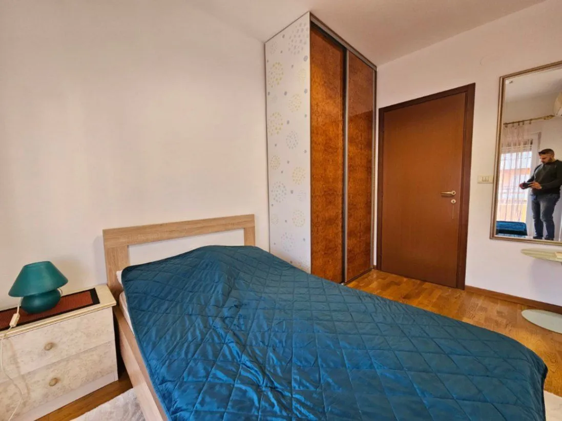 Izdavanje, dvosoban stan, 86m², City Kvart, Podgorica