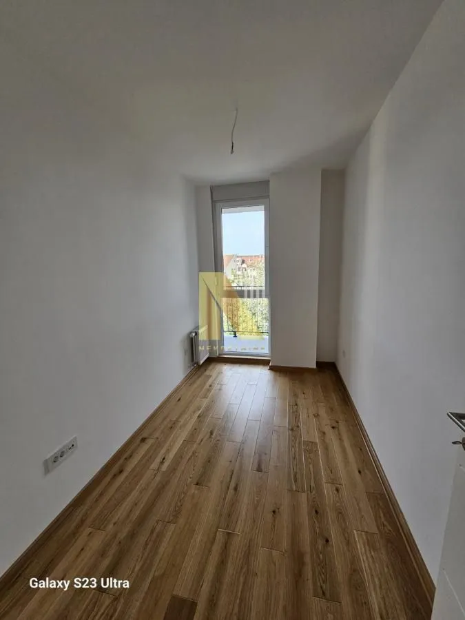 Izdavanje, dvosoban stan, 44m², Grbavica, Novi Sad Sve Podlokacije