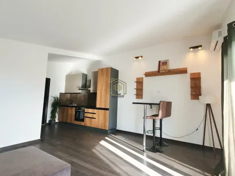Sale, one bedroom apartment, 55m², Šušanj, Bar - image 4