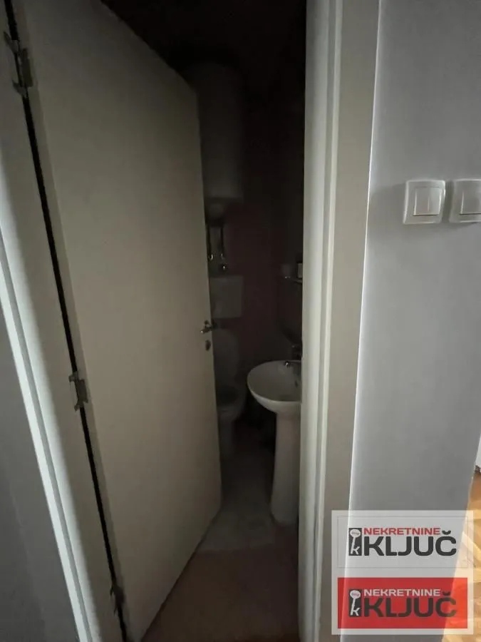 Prodaja, dvosoban stan, 65m², Podbara, Novi Sad Sve Podlokacije