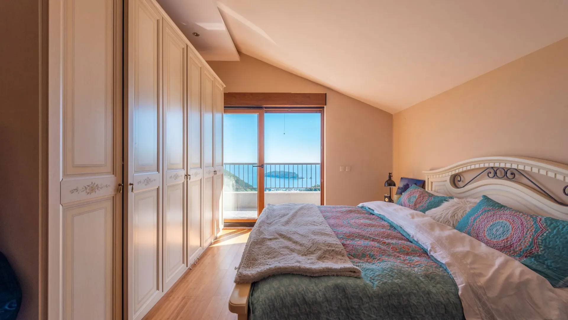 Sale, house, 280m², Budva, Crna Gora