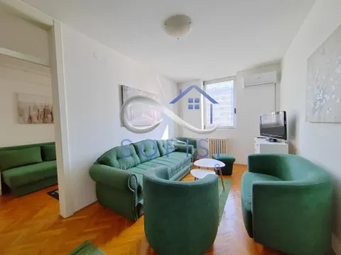 Izdavanje, jednosoban stan, 35m², Bulevar Oslobodjenja, Novi Sad Sve Podlokacije - image 5