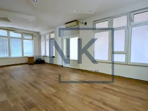 Izdavanje, poslovni prostor, 138m², Stari Aerodrom, Podgorica - image 3