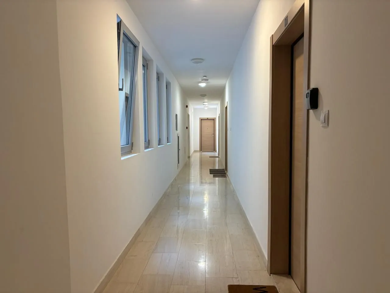 Prodaja, dvosoban stan, 87m², Bečići, Budva