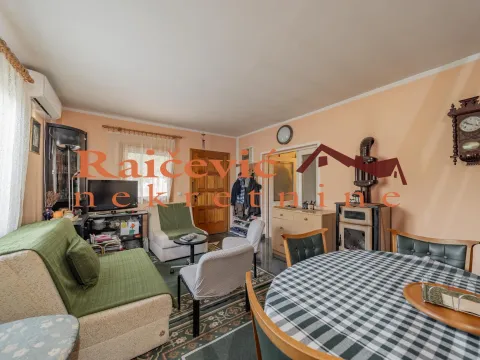 Sale, house, 72m², Radiofar, Surčin - image 12