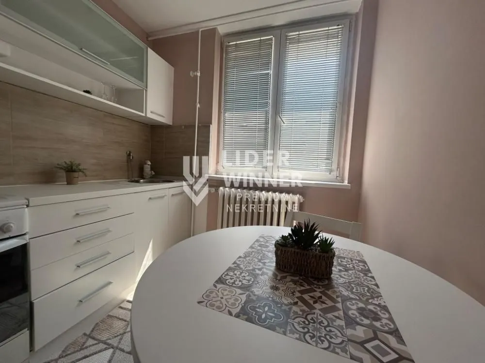 Prodaja, jednosoban stan, 29m², Novi Beograd Blok 21, Novi Beograd Sve Podlokacije