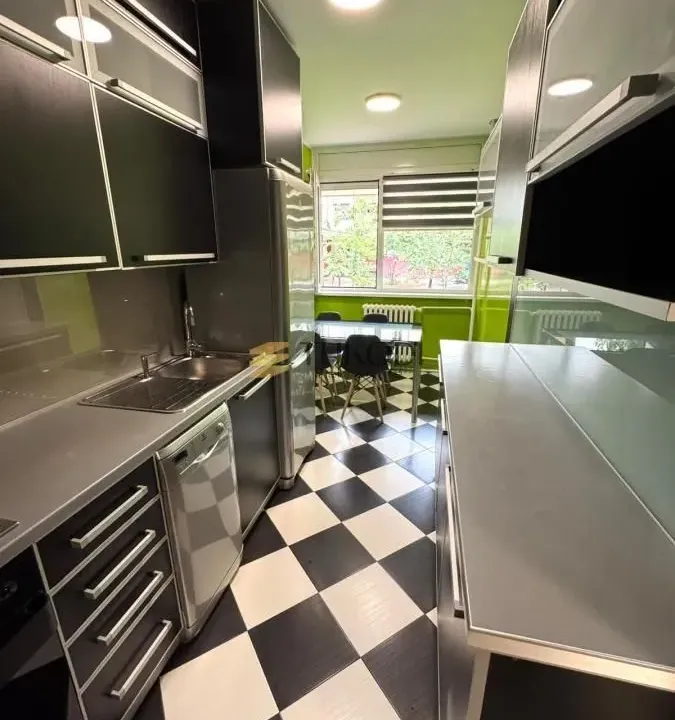 Rent, one bedroom apartment, 50m², Novi Beograd Blok 33, Novi Beograd Sve Podlokacije
