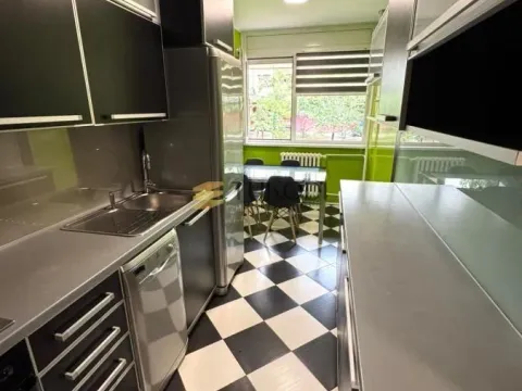 Stan in Novi Beograd Blok 33