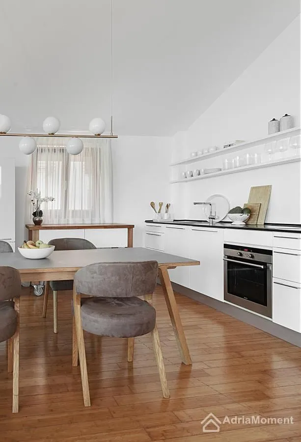 Prodaja, dvosoban stan, 129m², Budva, Crna Gora