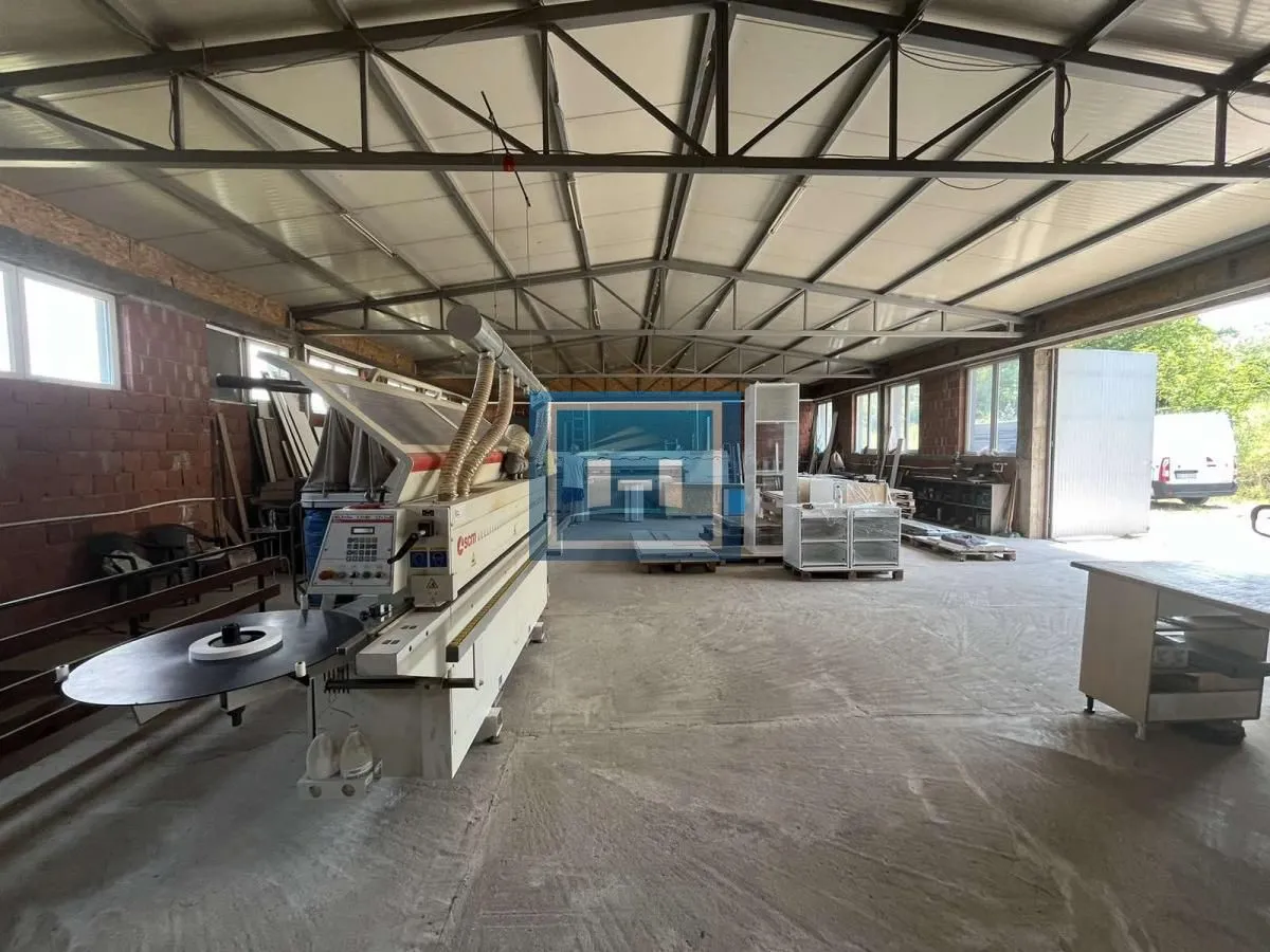 Sale, office space, 328m², Majur, Jagodina