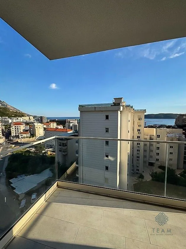 Sale, studio apartment, 75m², Bečići, Budva