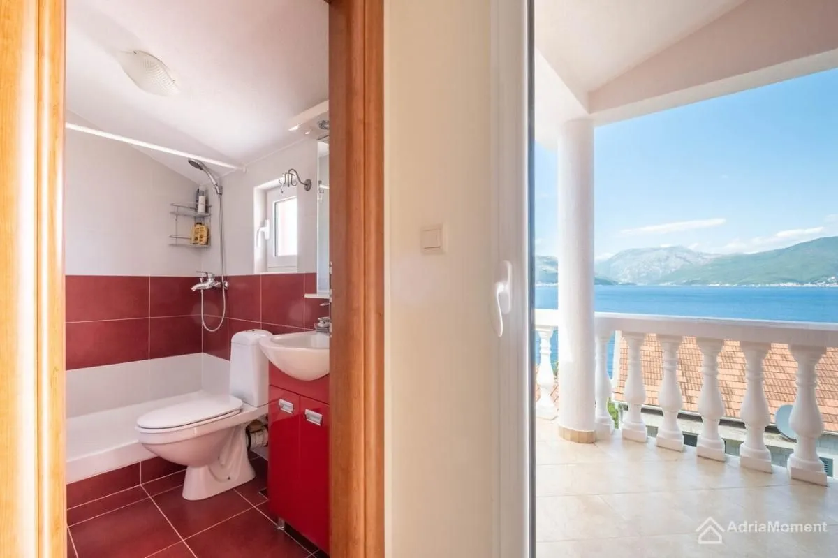 Sale, house, 89m², Krašići, Tivat