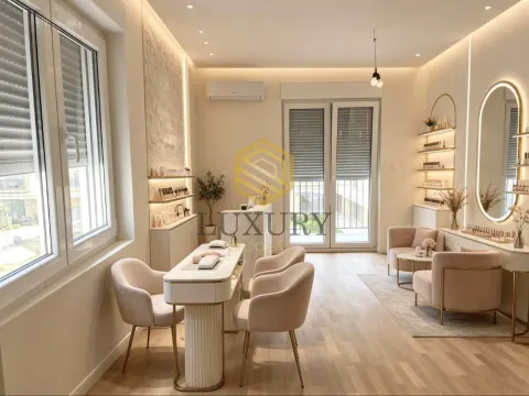 Rent, office space, 40m², Pobrežje, Podgorica - image 1