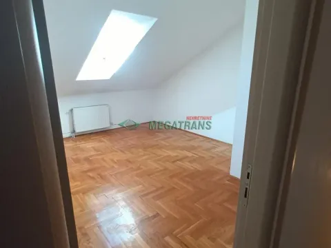 Izdavanje, četvorosoban stan, 100m², Centar, Novi Sad - image 6