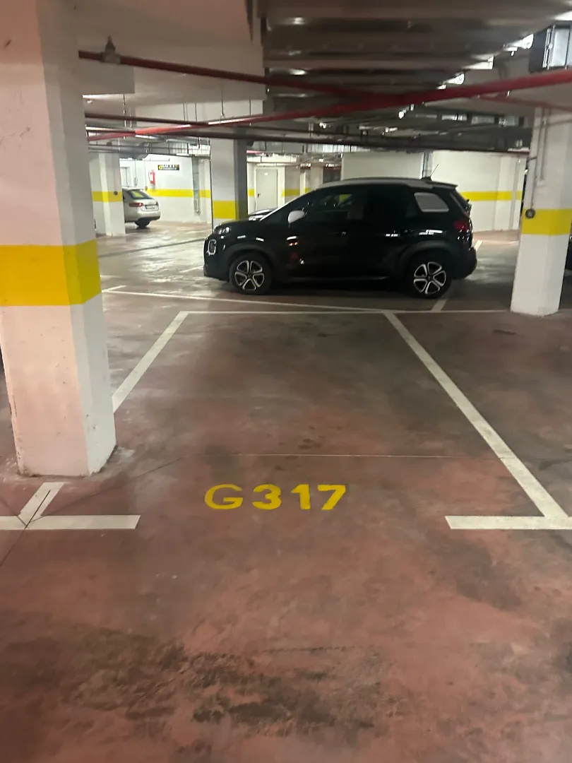 Rent, parking/garage, 10m², Central Point, Podgorica