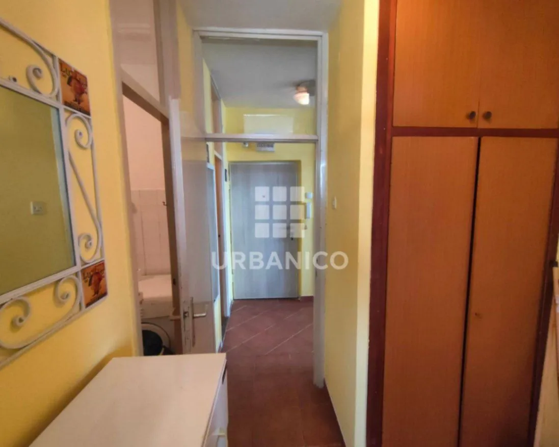 Izdavanje, dvosoban stan, 70m², Gintaš, Podgorica