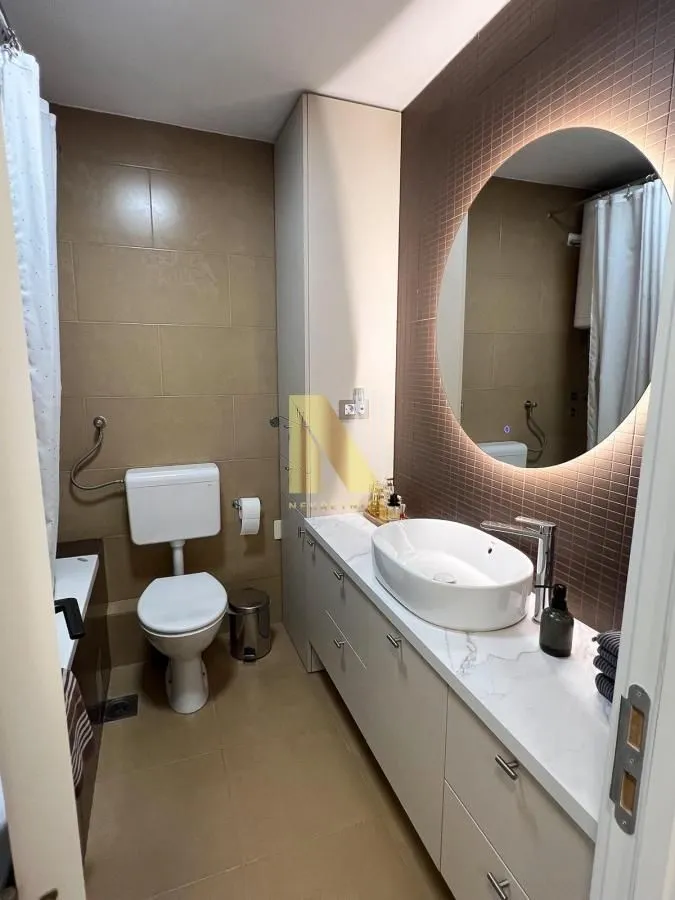 Prodaja, četvorosoban stan, 102m², Cara Dušana, Novi Sad Sve Podlokacije