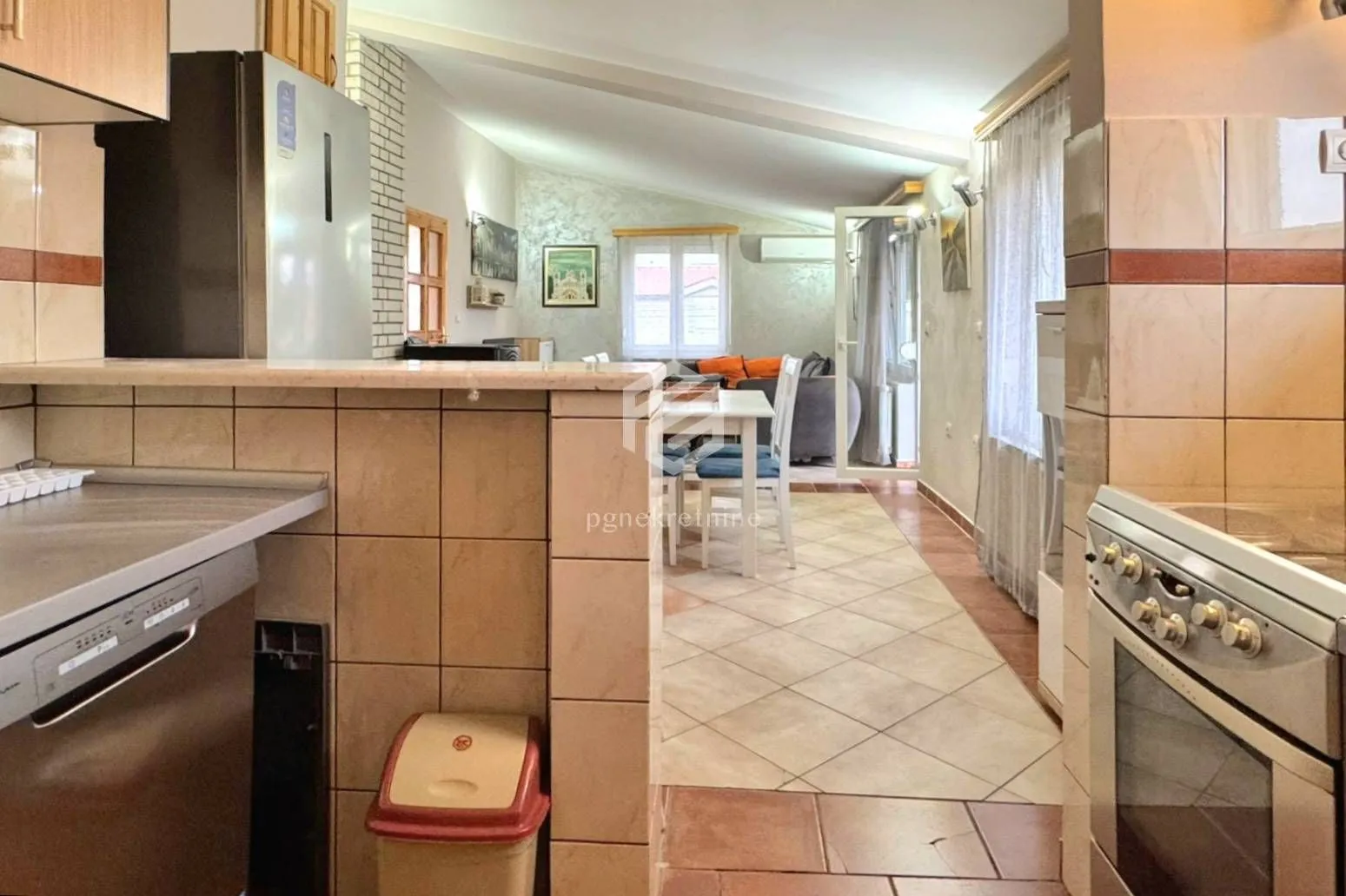 Rent, three bedroom apartment, 130m², Zabjelo, Podgorica