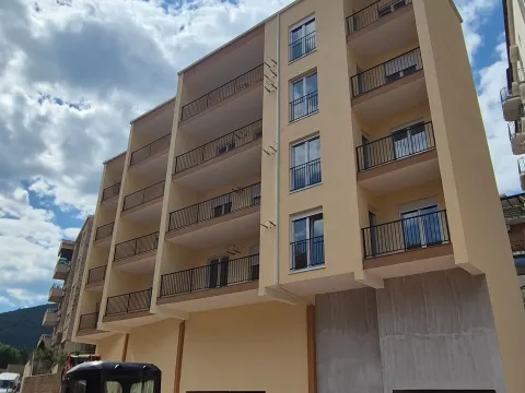 Prodaja, jednosoban stan, 49m², Lazi, Budva - image 1