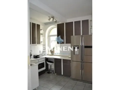 Izdavanje, četvorosoban stan, 110m², Savski Venac, Beograd - image 5