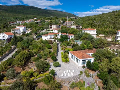 Sale, house, 560m², Žanjice, Herceg Novi - image 2