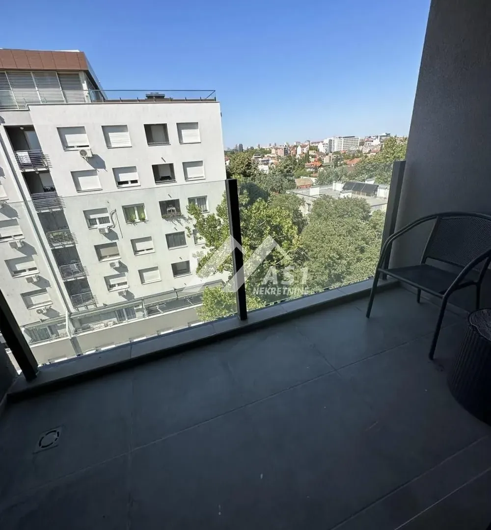 Izdavanje, trosoban stan, 76m², Adamovićevo Naselje, Novi Sad Sve Podlokacije