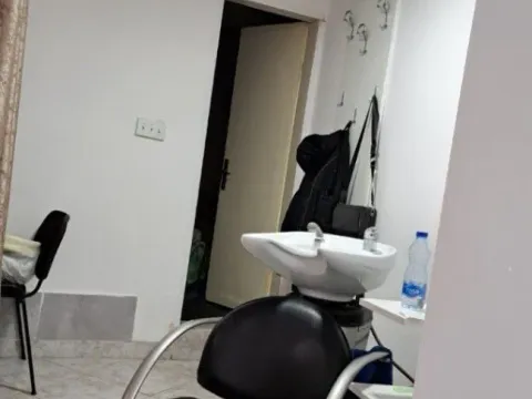 Izdavanje, poslovni prostor, 18m², Stara Varoš, Podgorica - image 3