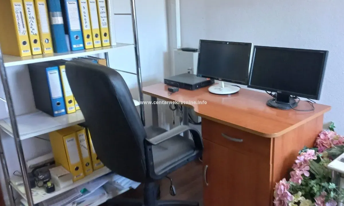 Izdavanje, poslovni prostor, 165m², Donja Gorica, Podgorica