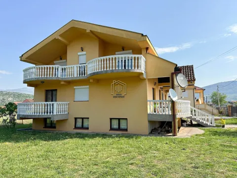 Prodaja, kuća, 350m², Zlatica, Podgorica - image 3