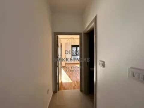 Sale, two bedroom apartment, 69m², Šušanj, Bar - image 12