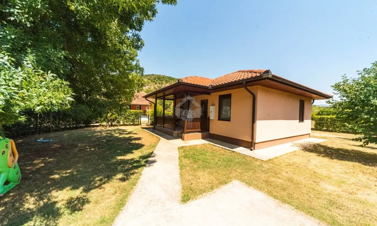 Izdavanje, kuća, 80m², Podgorica, Crna Gora