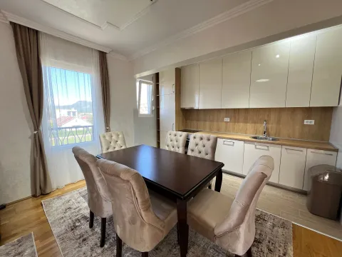 Rent, two bedroom apartment, 70m², City Kvart, Podgorica - image 2