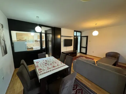 Izdavanje, jednosoban stan, 60m², Blok 5, Podgorica - image 5