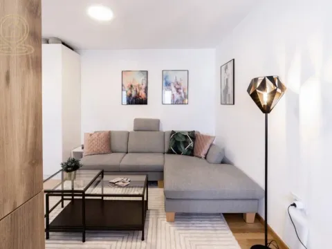 Izdavanje, jednosoban stan, 42m², Bulevar Oslobodjenja, Novi Sad Sve Podlokacije - image 9