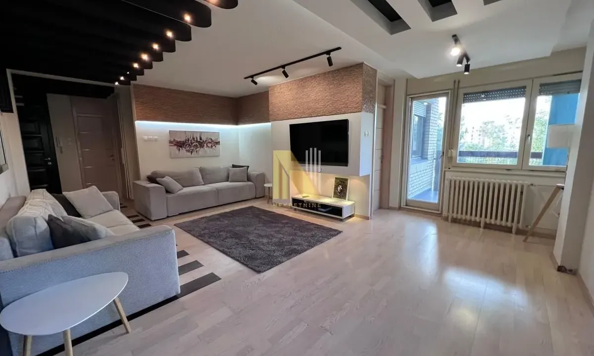 Izdavanje, trosoban stan, 100m², Liman 4, Novi Sad Sve Podlokacije