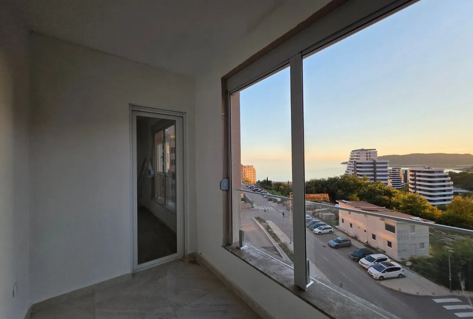 Sale, two bedroom apartment, 58m², Bečići, Budva