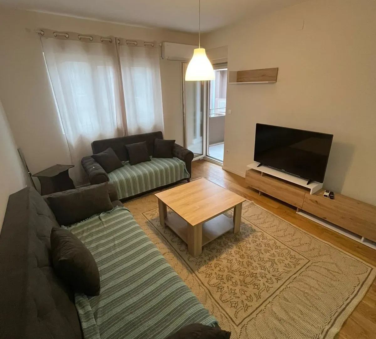 Prodaja, jednosoban stan, 49m², Central Point, Podgorica
