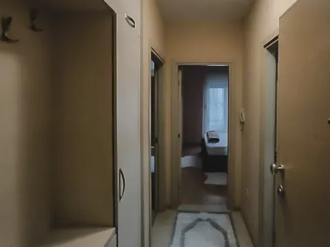 Izdavanje, jednosoban stan, 48m², City Kvart, Podgorica - image 5