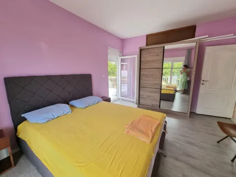 Rent, two bedroom apartment, 120m², Sveti Stefan, Budva - image 11
