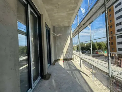 Prodaja, dvosoban stan, 64m², Stari Aerodrom, Podgorica - image 8